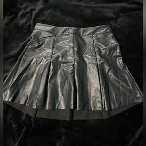black leather pleated skirt
